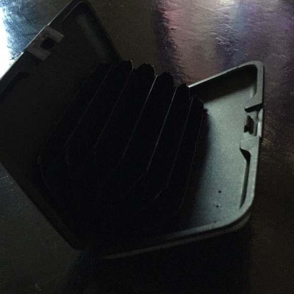 Card holder - Picture 2 of 4